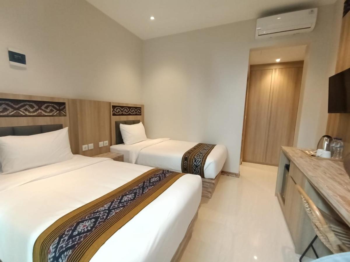 Dejavu 2.0 Hotel Bajo Komodo Labuan Bajo Bagian luar foto