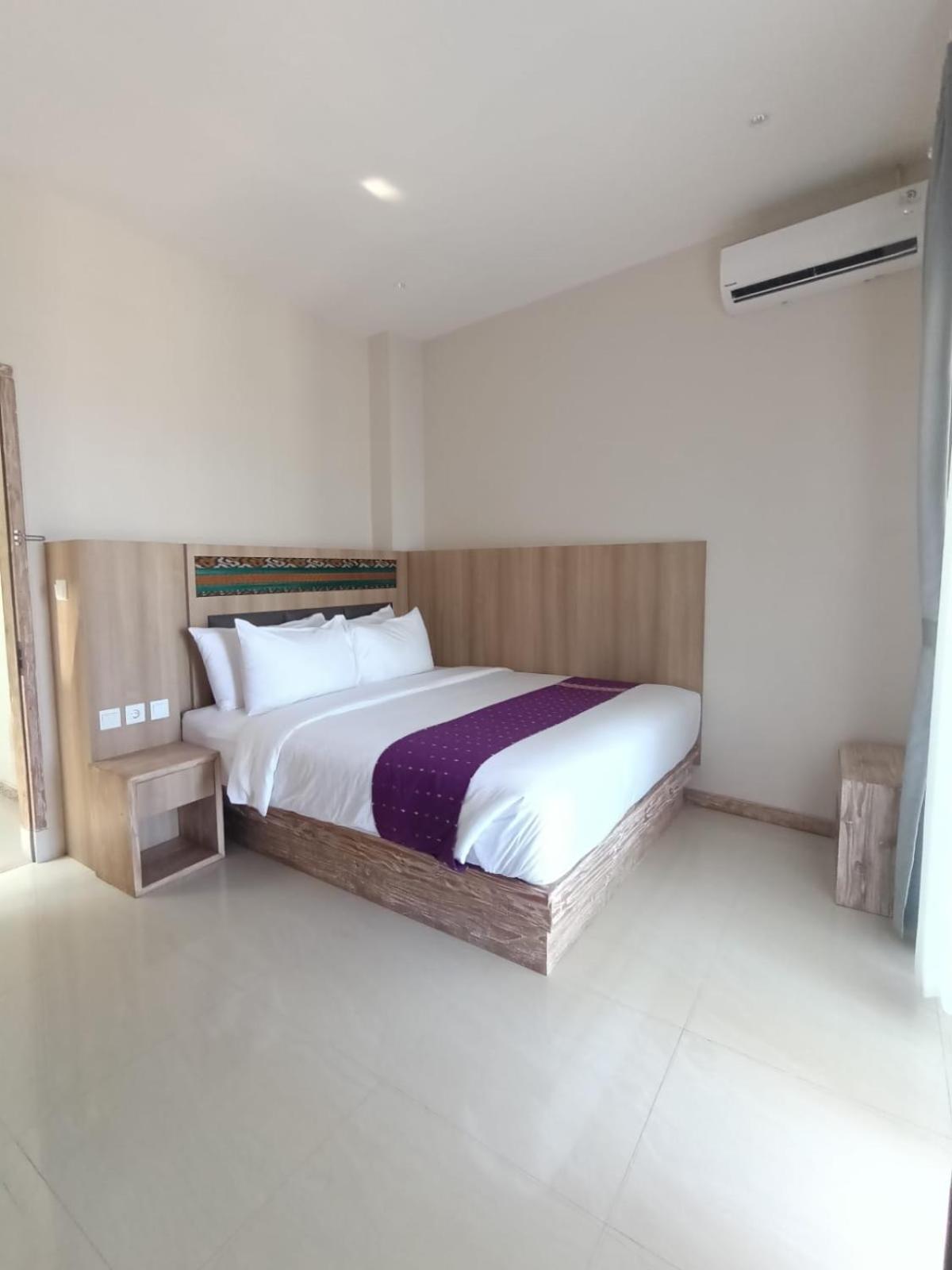 Dejavu 2.0 Hotel Bajo Komodo Labuan Bajo Bagian luar foto
