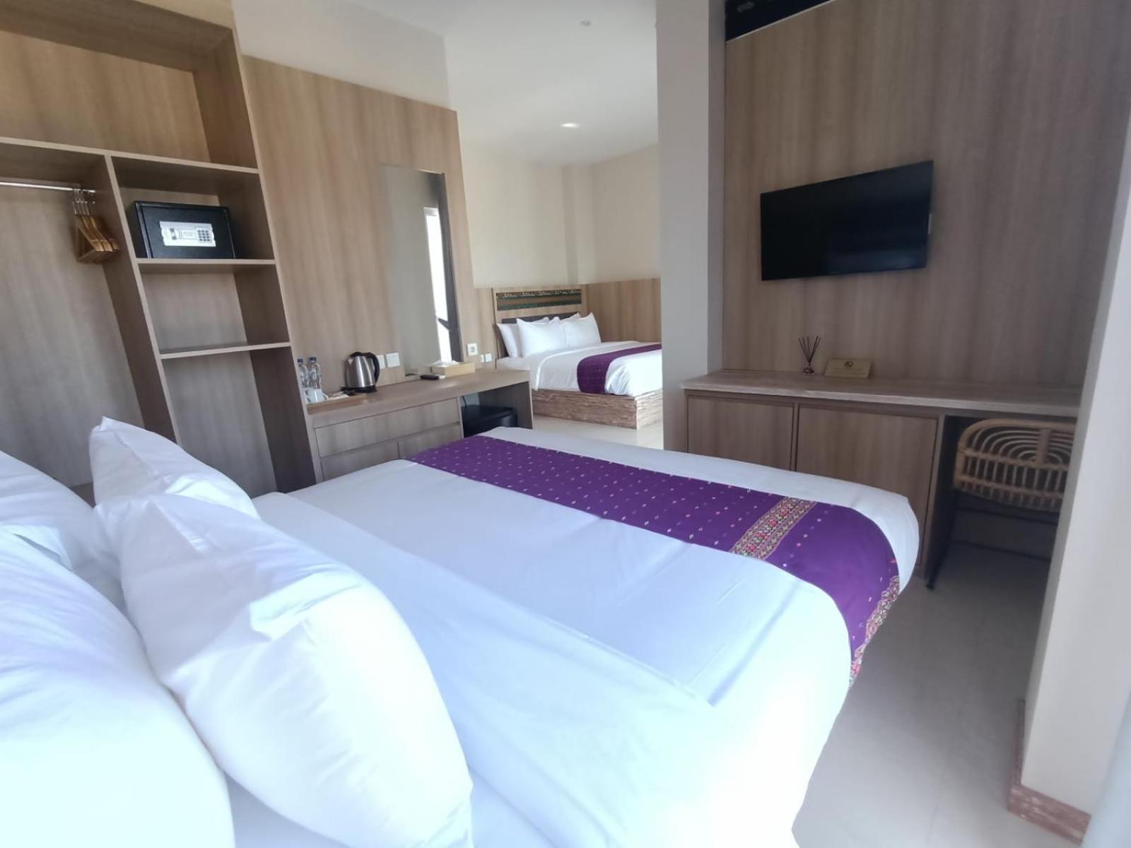 Dejavu 2.0 Hotel Bajo Komodo Labuan Bajo Bagian luar foto