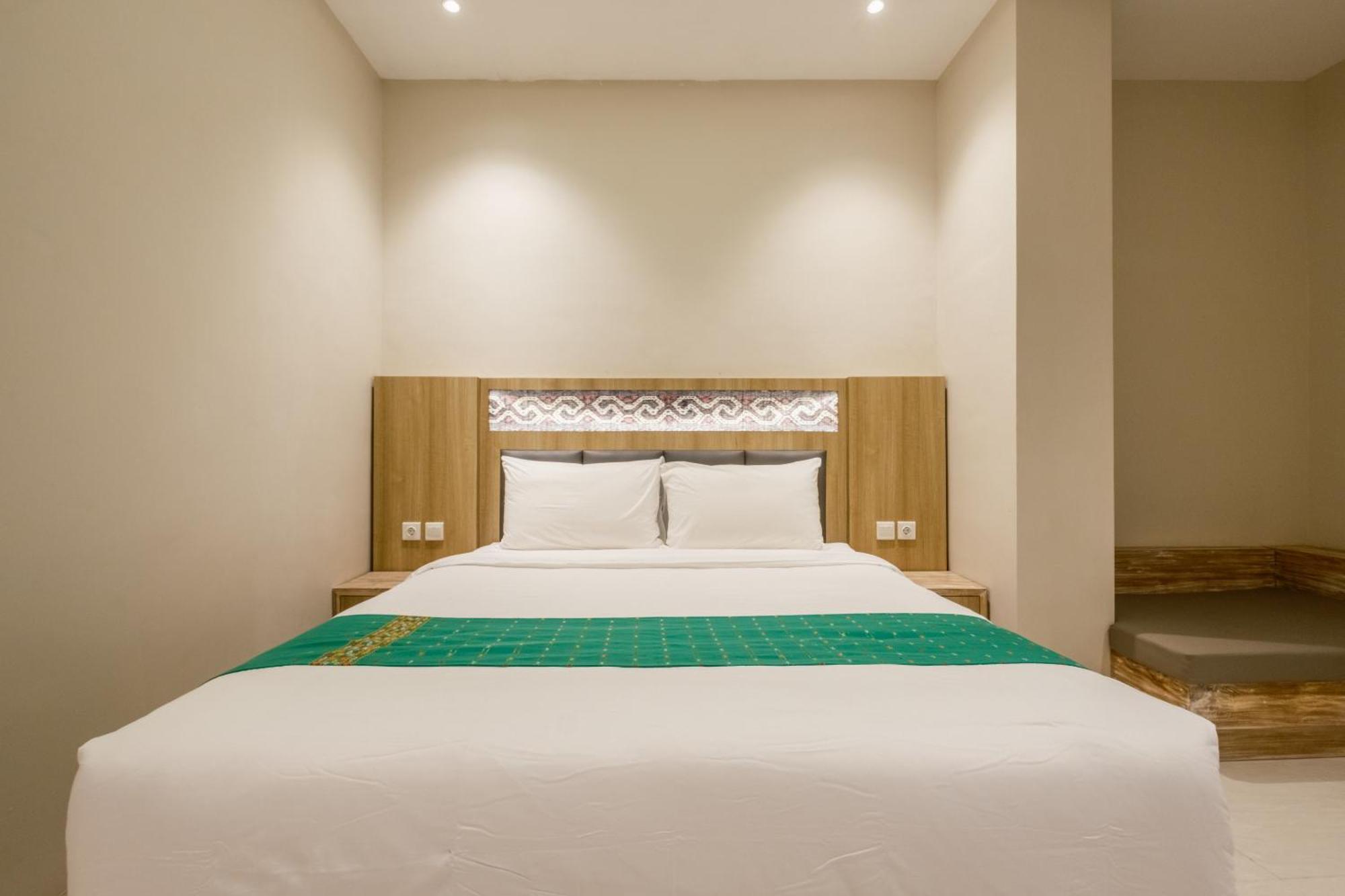 Dejavu 2.0 Hotel Bajo Komodo Labuan Bajo Bagian luar foto
